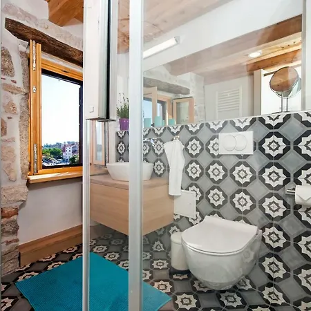 Adriatic Seaview Апартаменты Ровинь